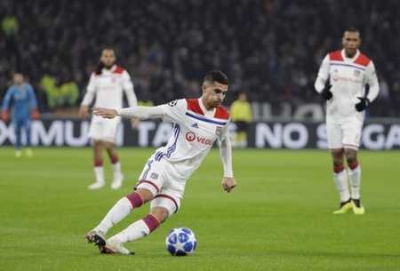 至成为热议 至成为热议